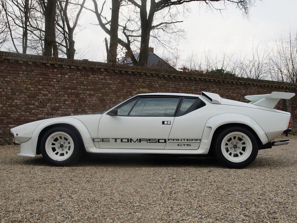 1985 De Tomaso Pantera GT5.#detomaso@autocult - 2