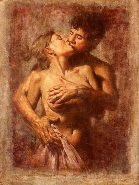 Лучше быть в руках любящего,чем в ногах любимого.