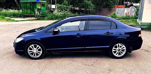 Продаю хонду сивик. Год:2007 Коробка: автомат Автомобиль не битый, не крашенный. Двигатель работает ... - 2