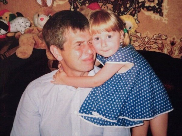 Кажется, что эти фотографии занимают почётное место в альбомах каждого семейства. А у вас есть ... - 2