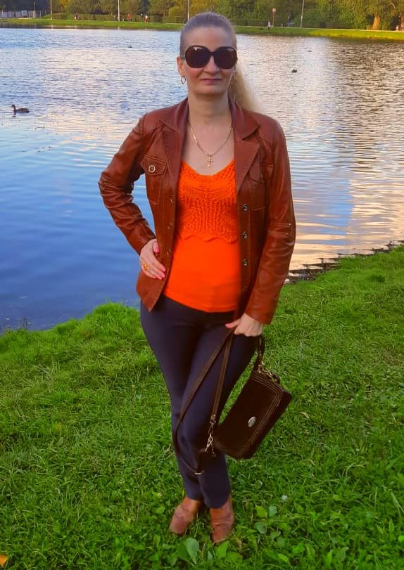 Alla - 15  2020  19:15 - 2