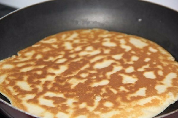 Торт со сгущенкой на сковороде. Рецептом этого торта я пользуюсь уже много лет. Было время, когда у ... - 4
