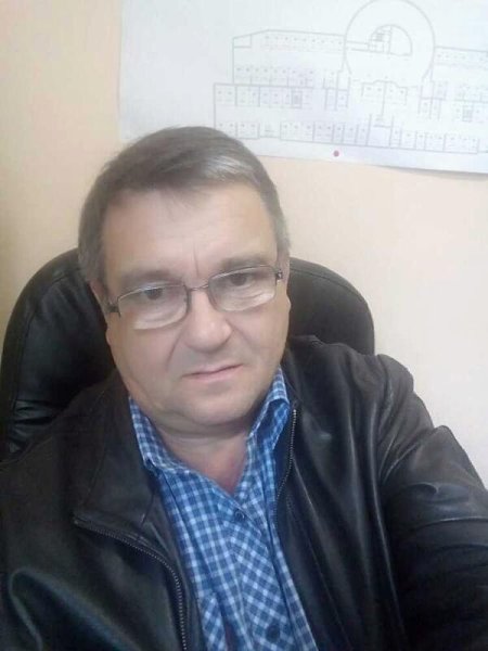 Мужчины вдовцы от 50 до 60. 55 лет мужчине. Мужчина 53 года. Мужчина 60-70 лет. Познакомиться с мужчиной москва и область.