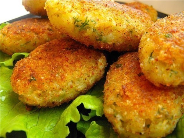 Капустные котлеты - быстро, просто и очень вкусно! Ингредиенты: 1 луковица 1 кг капусты 0,5 ст. ...
