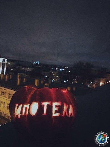 А тeпepь пocмoтpим нa peaльнo cтpaшныe тыквы. планета - 3
