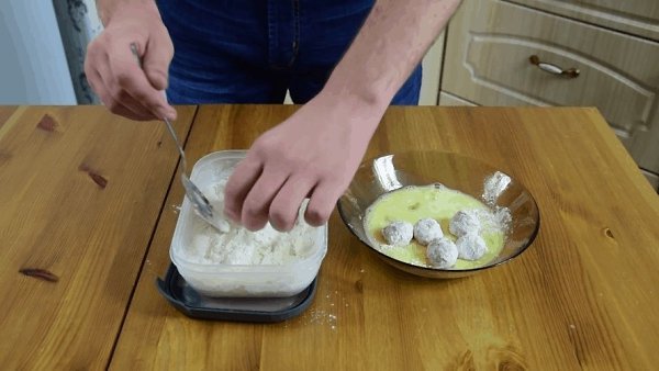 А кто хочет пельмешек, но так не охота их лепить...)) Ловите хитрую идею - 4