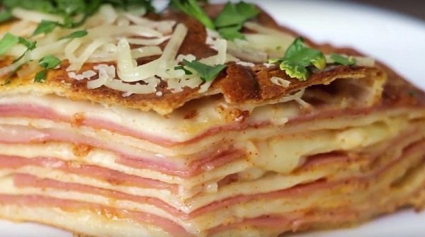 Вкусная закуска из лаваша.Необходимые продукты6 штук лаваша3 куриных яйца1 стакан сливок15 штук ...