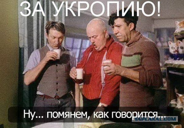 Как указывает Сергей Балашов, забастовки и митинги в Минске организуют директора заводов и новая, ...