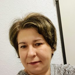 Lena, 50, 