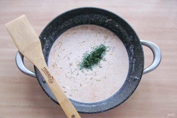 Мясные рулетики в сметанном соусе.Ингредиенты:Свиная корейка без кости — 600 гЛук репчатый — 3 Штуки ... - 6