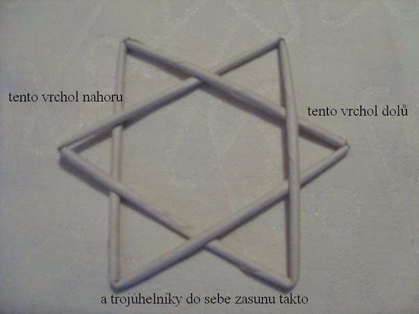 Звездочки из газетных трублочек - 3