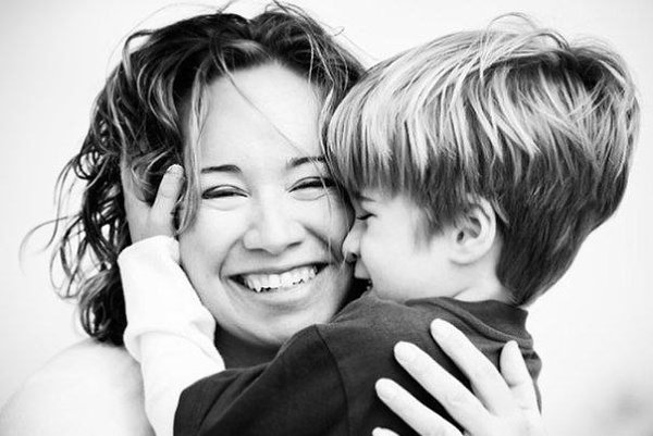 Для мамы сына нет роднее . Сын для нее – родная кровь! Не может что-то быть сильнее, чем к сыну ...
