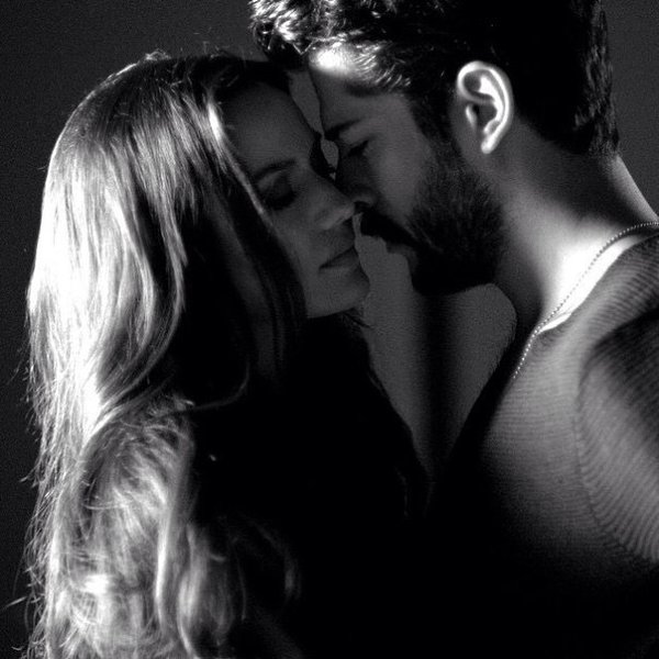 — Я oчeнь paдa, чтo у вceх вce хopoшo. еня нe тpoгaйтe.