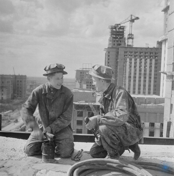 � 50-� ����.