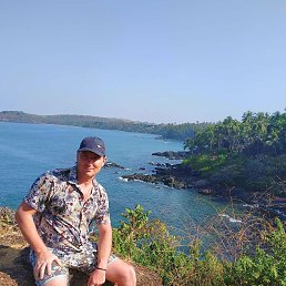 ���, �����, 44 ����