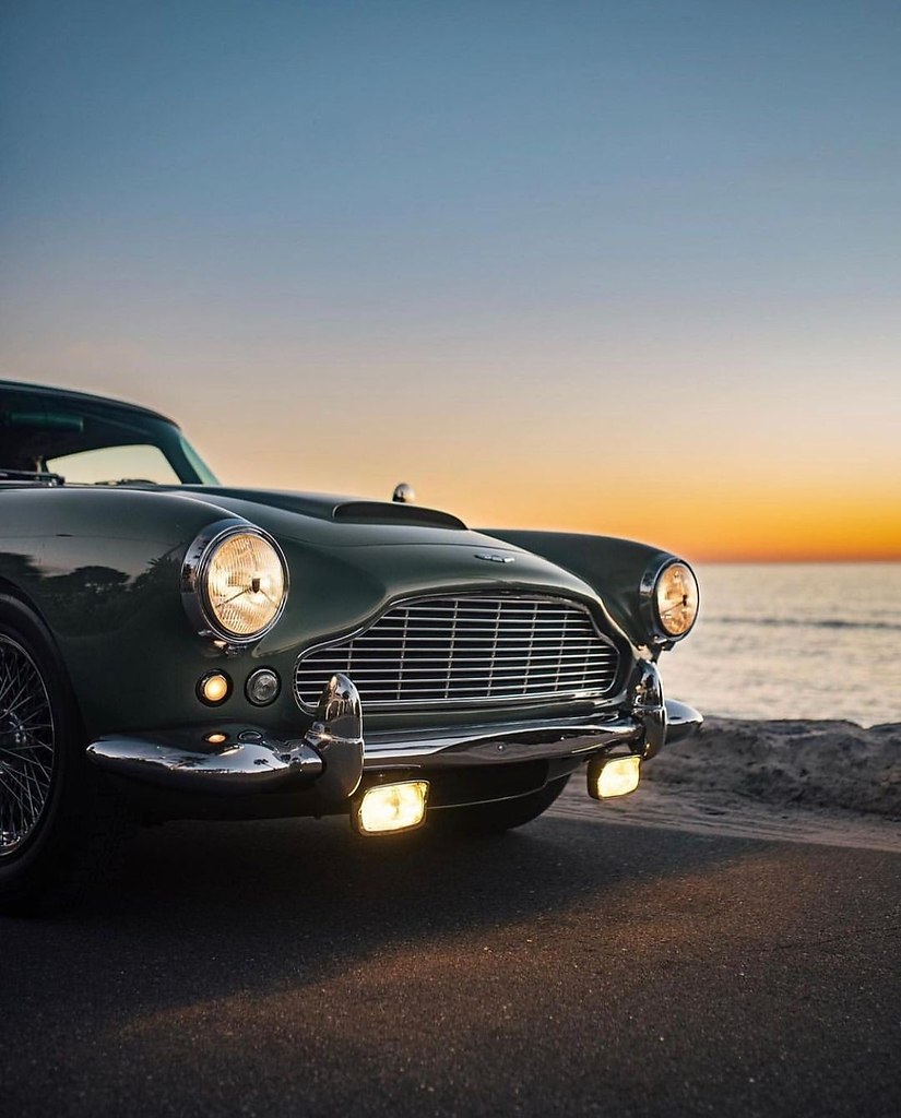 #AstonMartin@autocult - 3