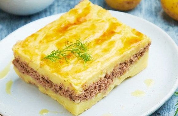 4 рецепта картофельных запеканок.1. Слоеная картофельная запеканка Ингредиенты: - Картофель - 1 кг - ... - 2