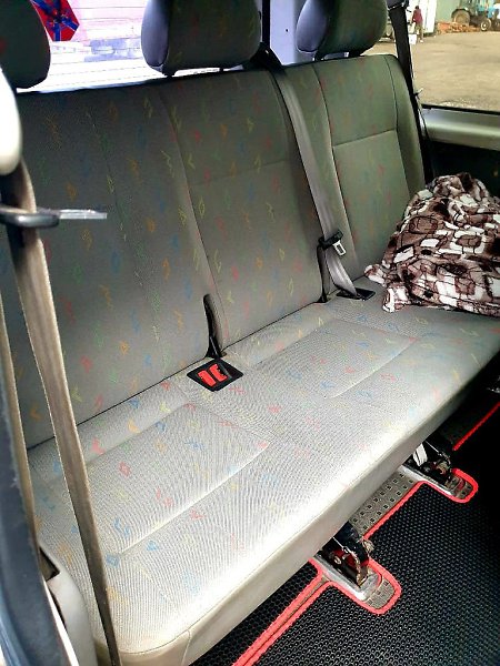 Volkswagen Transporter T5 заводской пассажир. 2005 г.в 2.5 турбо дизель Я собственник Обмен только ... - 10