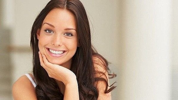Жена стоматолога научила меня устранять зубной камень и отбеливать зубы за 4 минуты.Жена стоматолога ... - 2