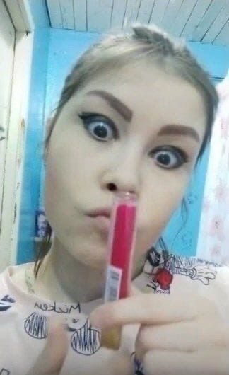 Девушке надоело исправлять то , что дала природа , поэтому она решила обойти систему - 3