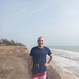 Дмитрий, 42, Красноград
