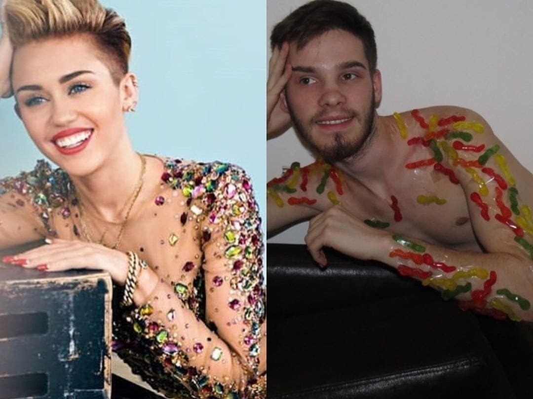 Парень копирует девушек. Звезды инстаграмма смешных мужчины. Мужики пародируют девушек на фото. Мужское селфи в ванной. Парень копирующий девушек по видео.