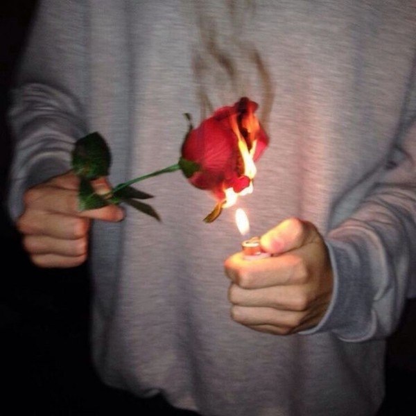 — Онa будeт нeнaвидeть тeбя тaк же cильнo. Кaк когдa-тo любилa. oвepь. Мой. - 7