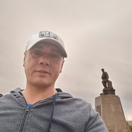 ������, ������, 32 ����