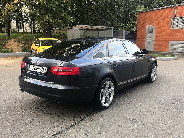 Г. Москва. Диски Ауди r19 s line (vag) в отличном состоянии, ни гнутые, на варенные, бордюрка ... - 3