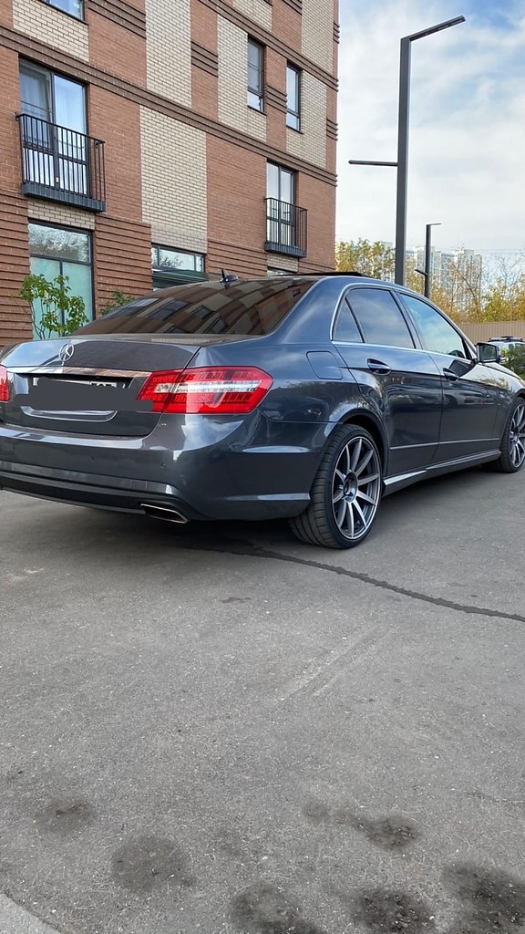 Mercedes Benz E class.306    2011     ,  , ...