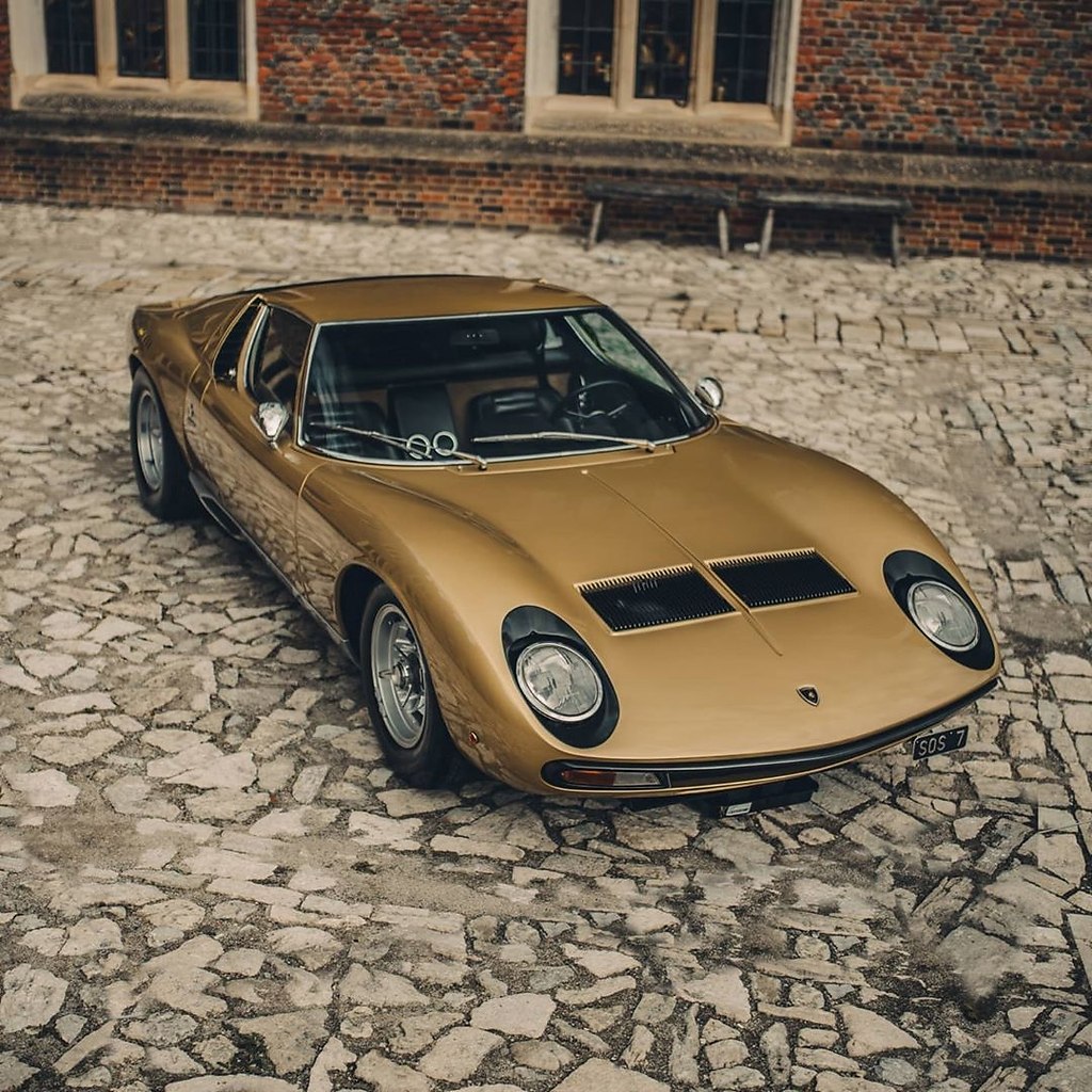 #Lamborghini@autocult #Miura@autocult