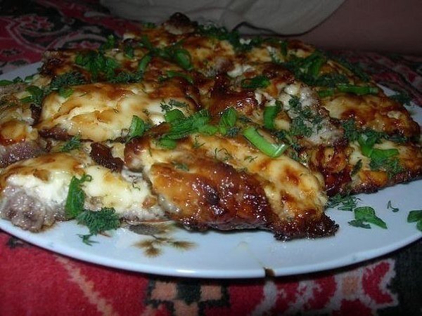 Мясо - вкусно и просто.Правильнее было бы написать