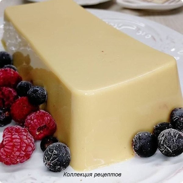 КАРАМЕЛЬНЫЙ ДЕСЕРТ.КБЖУ на 100гр. 59/5/2/4Рецерт:100 мл ряженки 2,5%100 мл молока 2,5%5гр.желатина30 ... - 2