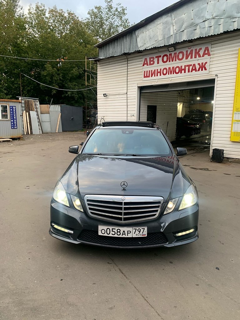 Mercedes-Benz E350 w212 3.5 v6 306/ 2011 .: 140.800   : 1 ... - 2