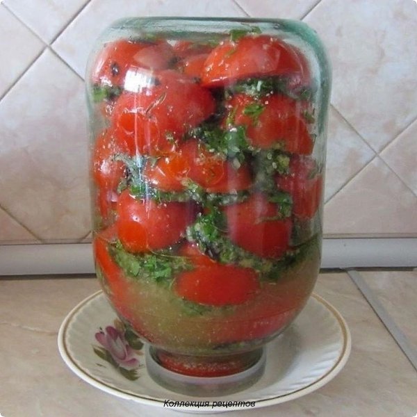 ПОМИДОРЫ ПО-КОРЕЙСКИ.На следующий день еще вкуснее!Ингредиенты:2 кг помидор порезать крупно ...