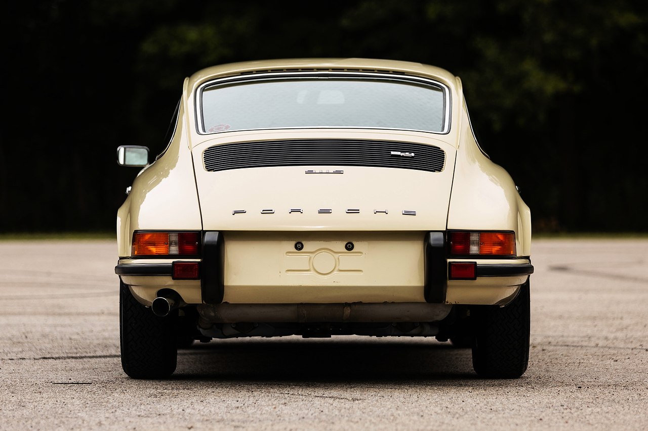 #Porsche@autocult - 9