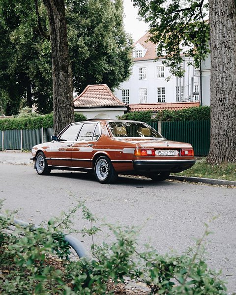 #BMW@autocult #E23@autocult - 3