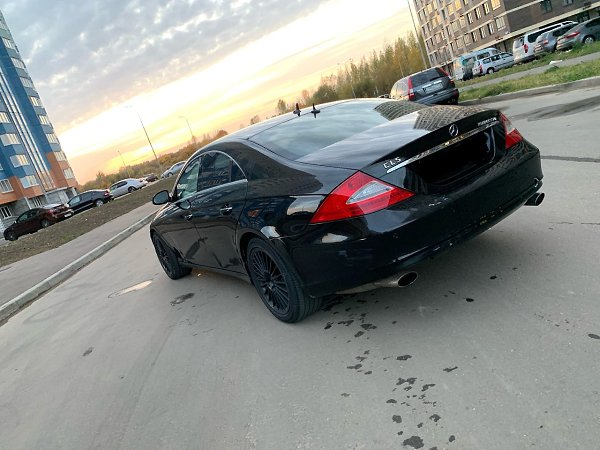 Г. Москва.Mercedes-Benz CLS 350, 2007 года Цена:600 000т.р.В собственности с 18 года требует ... - 2