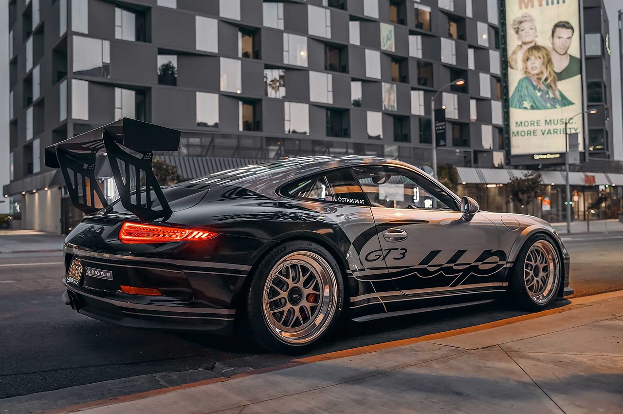 #Porsche@autocult - 2