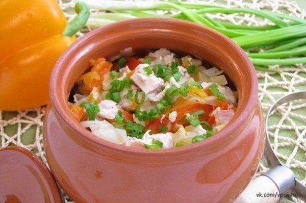 ТОР - 7 Вторые блюда в горшочках.1. Горшочки с мясом, фасолью и грибамиИнгредиенты500 г говядины ... - 2