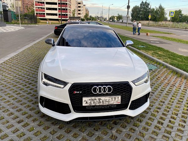 . .Audi RS7 4.0 560  68      3.5 ... - 3