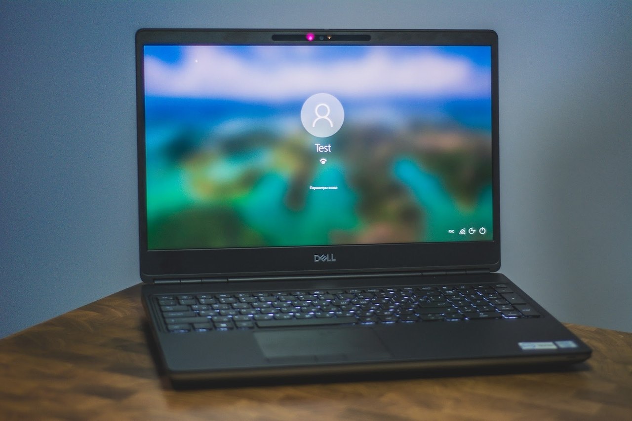 Dell Precision 7550:         .   ...