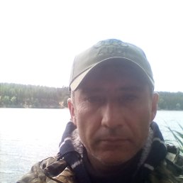Олег, 47, Красный Лиман