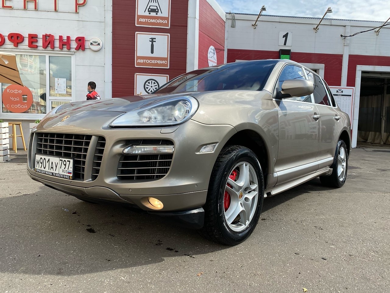  . PORSCHE CAYENNE TURBO 2008   4.8 500     ...