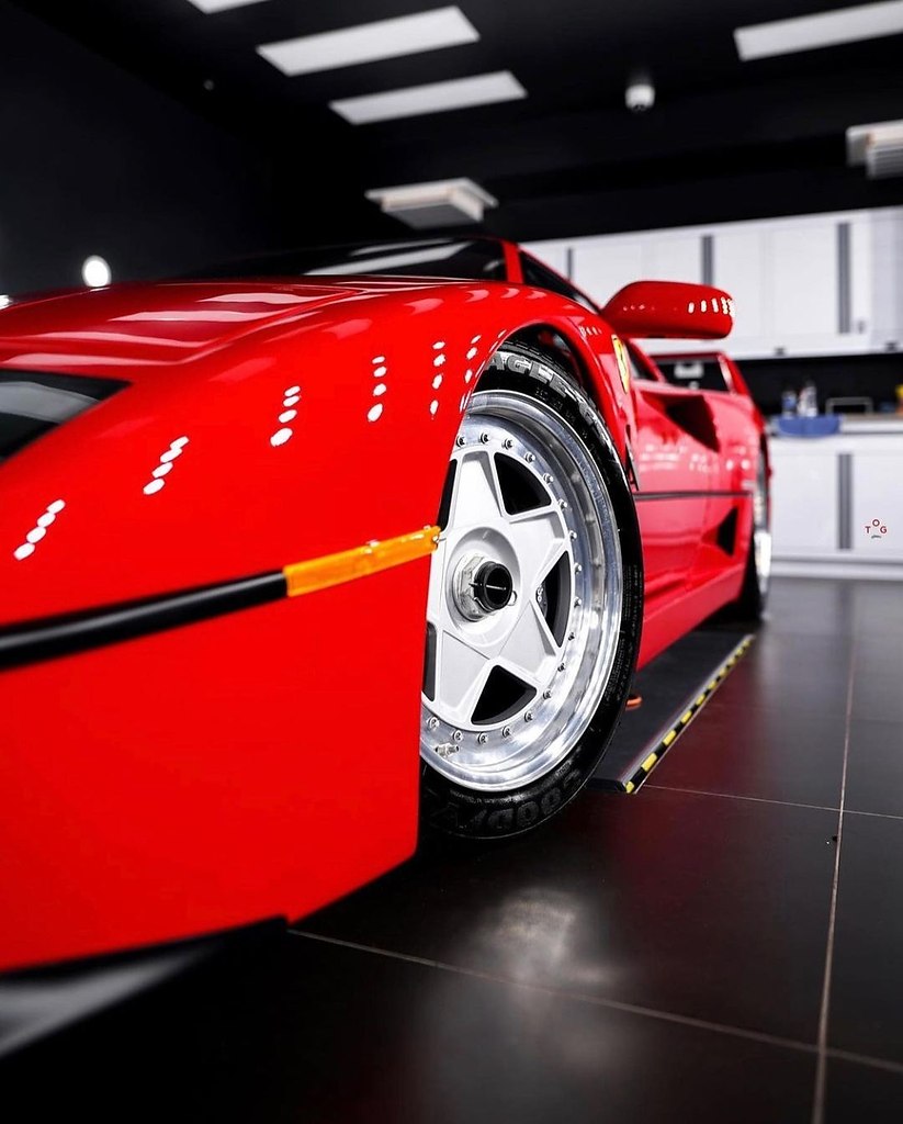 #Ferrari@autocult - 7