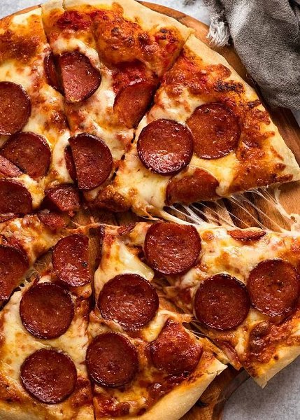 Пицца — домашняя или покупная? .#foodporn@bon
