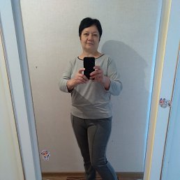 Elena, 54, 