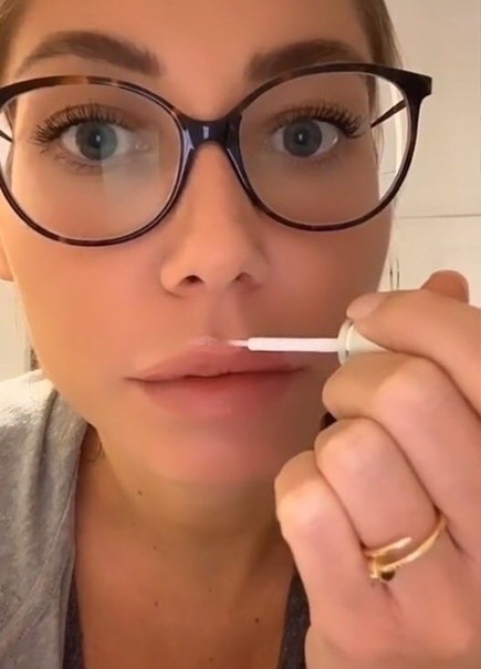 Догадалась