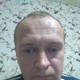 Yurij, 50, 