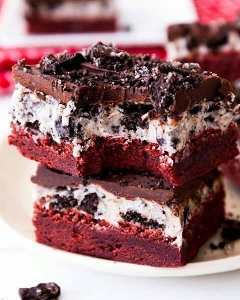 Red Velvet брауни. Ингредиенты: 115 г несоленого масла 2 яйца 200 г мелкого сахара 2 чайные ложки ... - 3